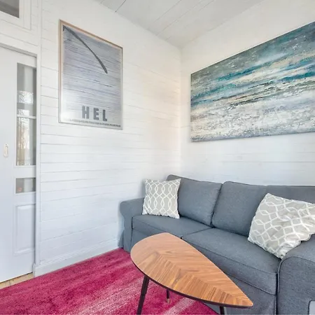 Apartment Kamienica Sopocka 150 Metrow Od Plazy & By Renters *