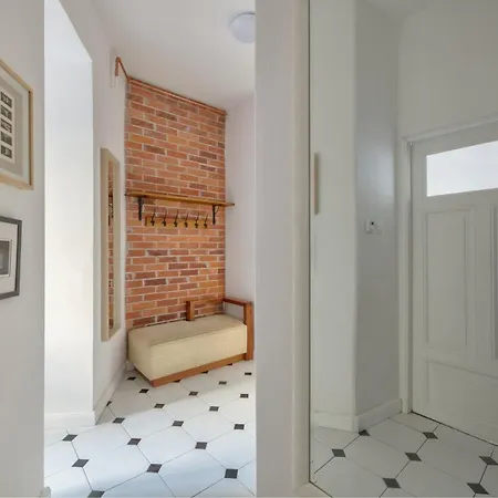 Kamienica Sopocka 150 Metrow Od Plazy & By Renters Apartamento