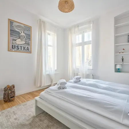 Kamienica Sopocka 150 Metrow Od Plazy & By Renters Apartamento