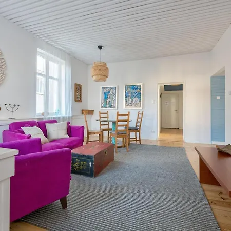 Kamienica Sopocka 150 Metrow Od Plazy & By Renters Sopot