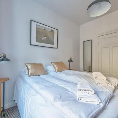 Kamienica Sopocka 150 Metrow Od Plazy & By Renters Sopot