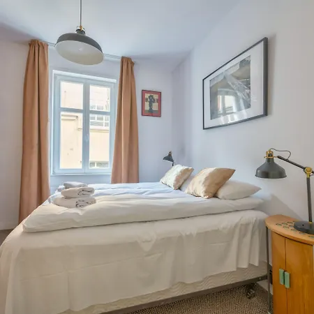 Kamienica Sopocka 150 Metrow Od Plazy & By Renters